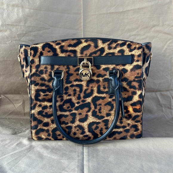 Michael Kors Handbags - Limited Edition Michael Kors Leopard Print Faux Fur Tote